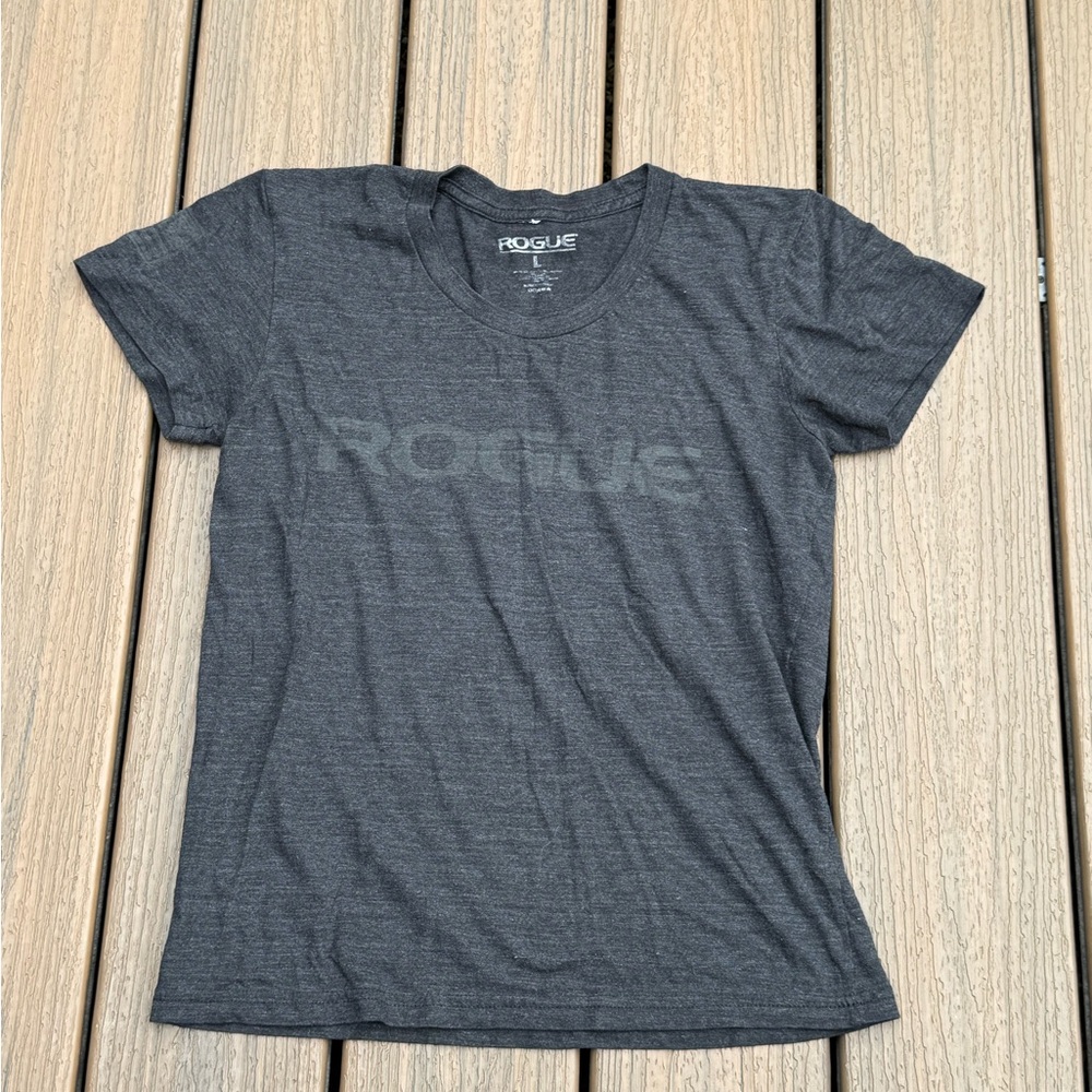 Rogue Women's Dark Gray Short Sleeve Tee